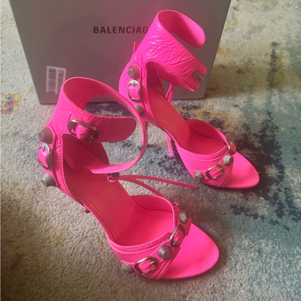 NEW Balenciaga Cagole Leather Heels Sandals, Size 39, $1350